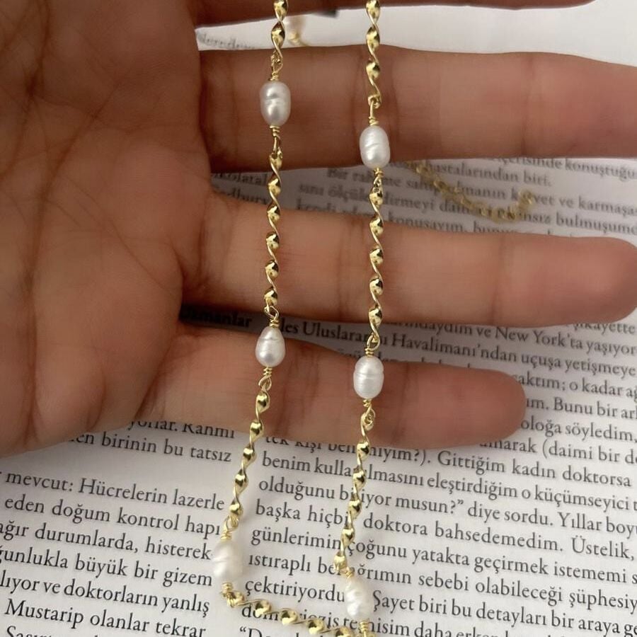 Burgu İnci Kolye