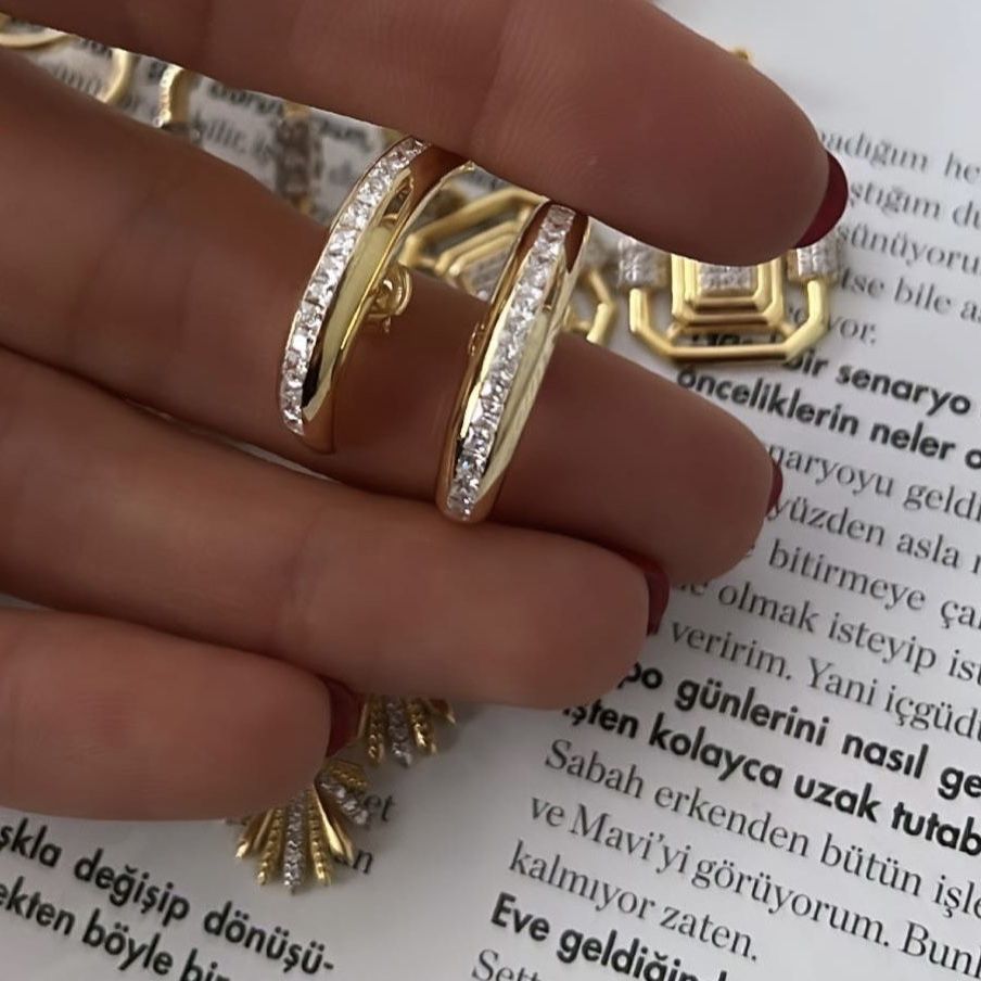 Taşlı C Küpe (Çift)