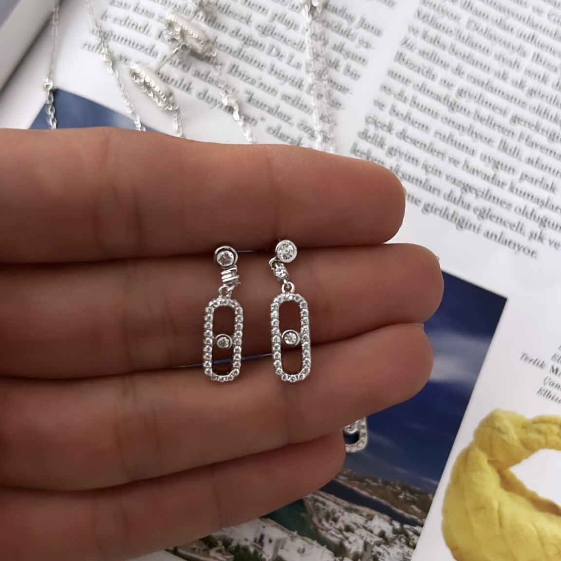 Imported Mes Earrings (Pair)