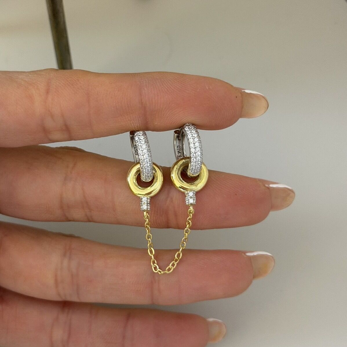 Zincirli Trion Küpe