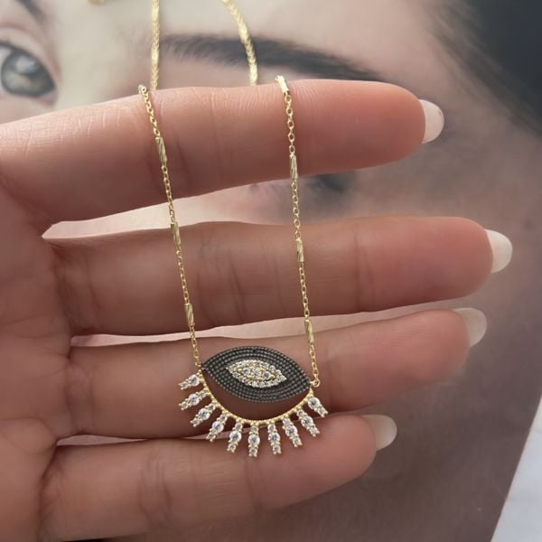 Kirpik Model Göz Kolye