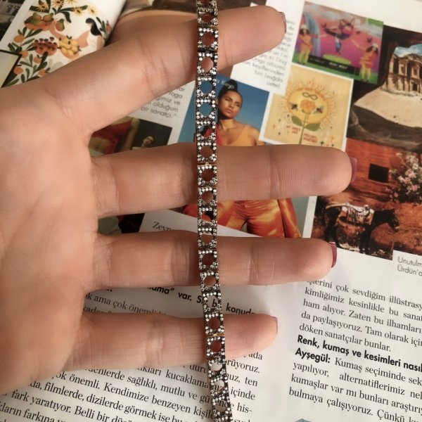 Delikli Elmas Montür Bileklik