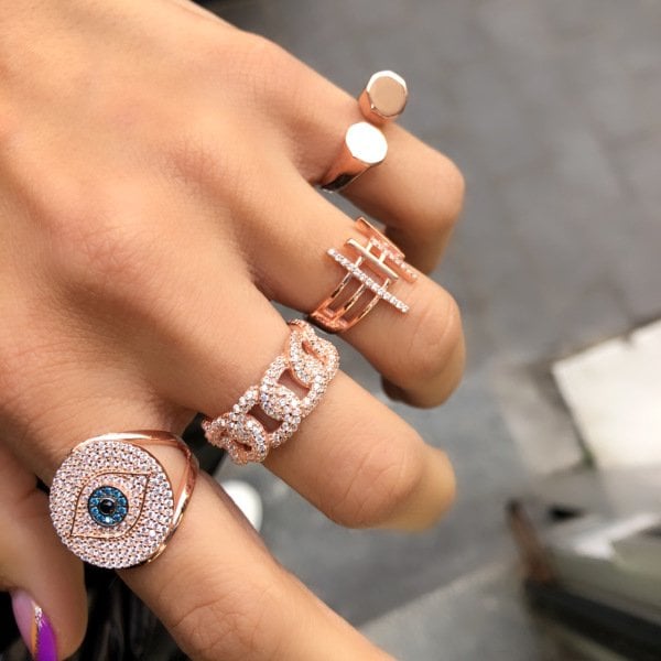 Two-Headed Ring