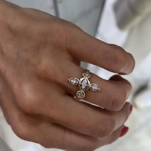Mary Ring Series