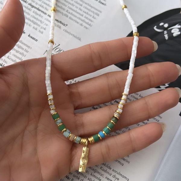 Mix Doğaltaş Figür Kolye