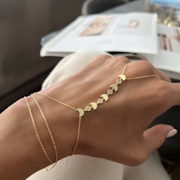 Sıralı Hilal Şahmeran