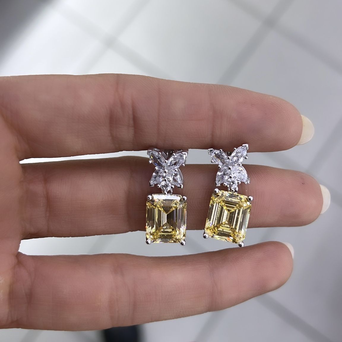 Diamond Seri İthal Sarı Kuvars Küpe (Çift)