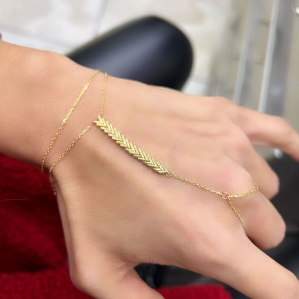 Herringbone Sahmeran