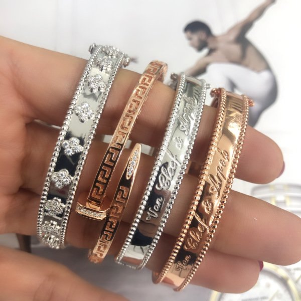 Yonca İthal Kelepçe Bileklik