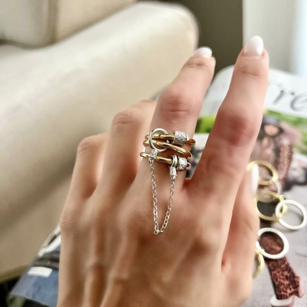 Chained Triple Ring