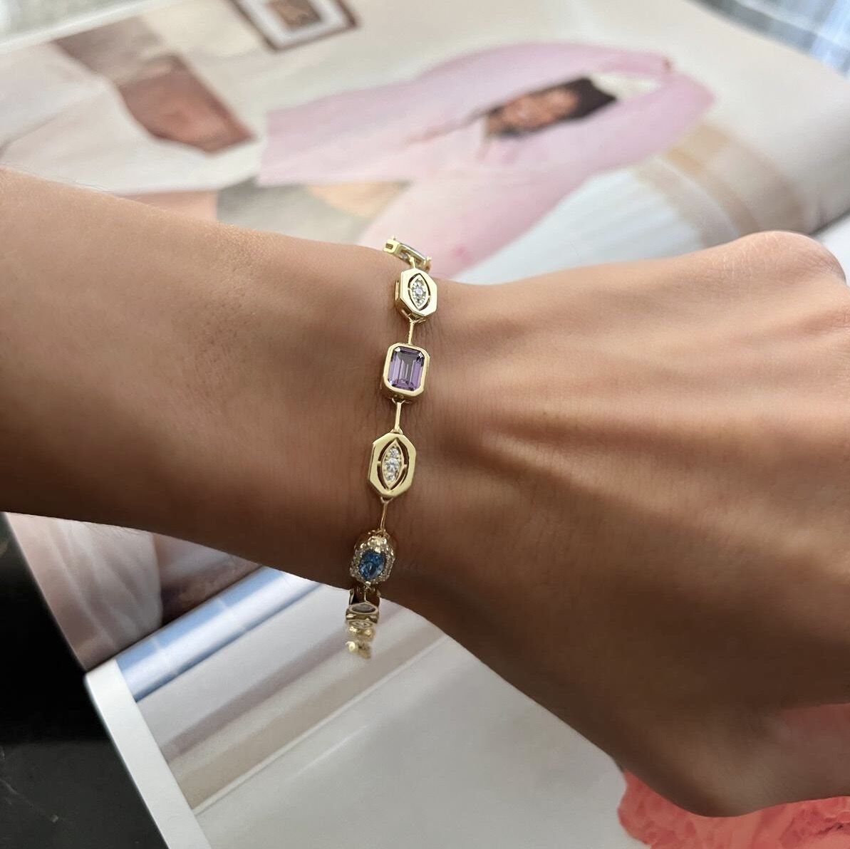 Figürlü Taşlar Bileklik