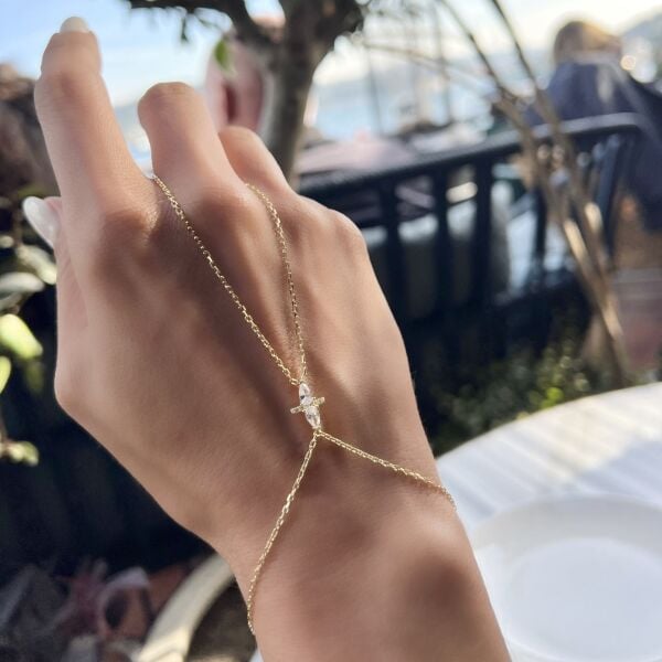 Damla Taş Şahmeran