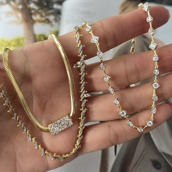 Taşlı Yılan Zincir Kolye