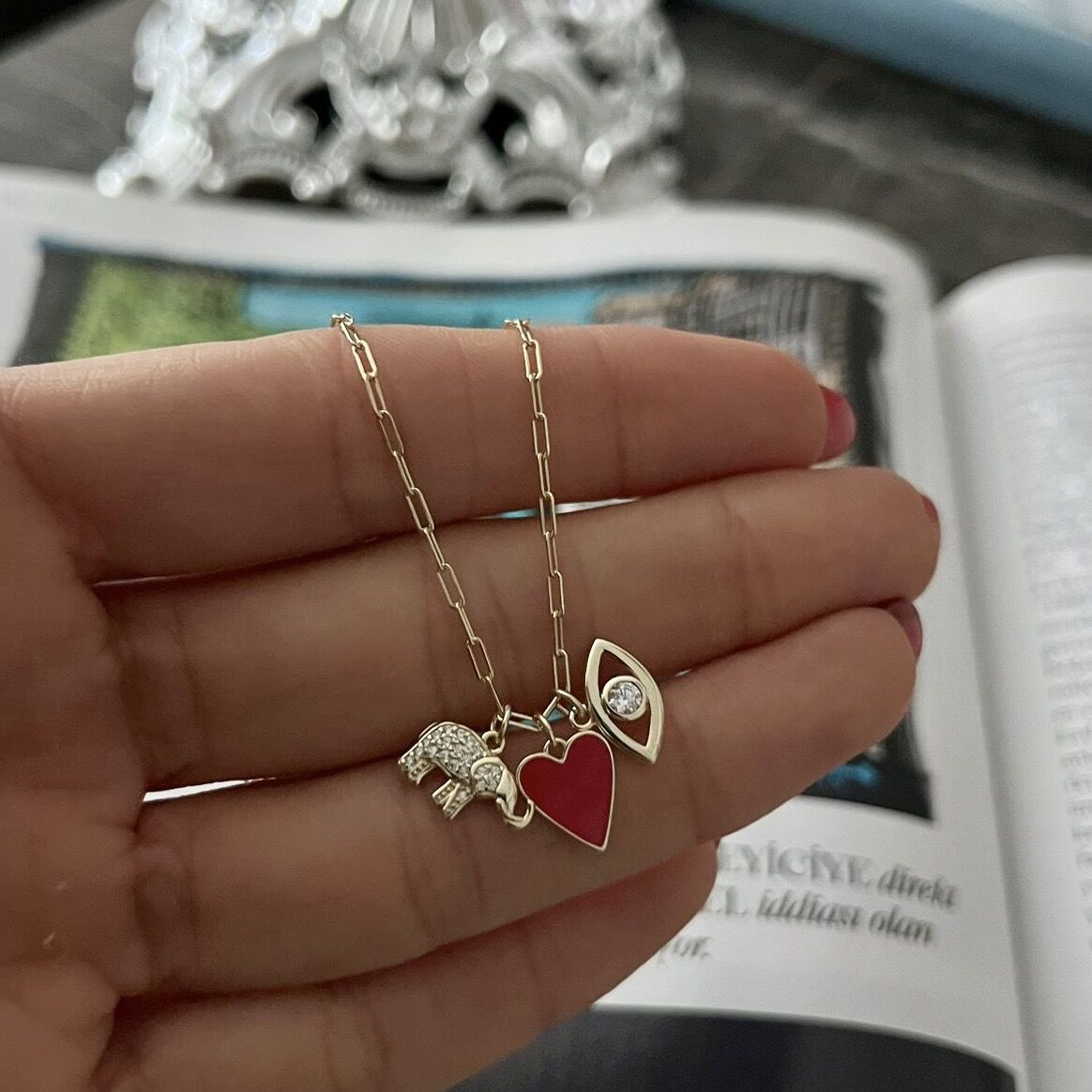 Newy Kolye Koleksiyonu