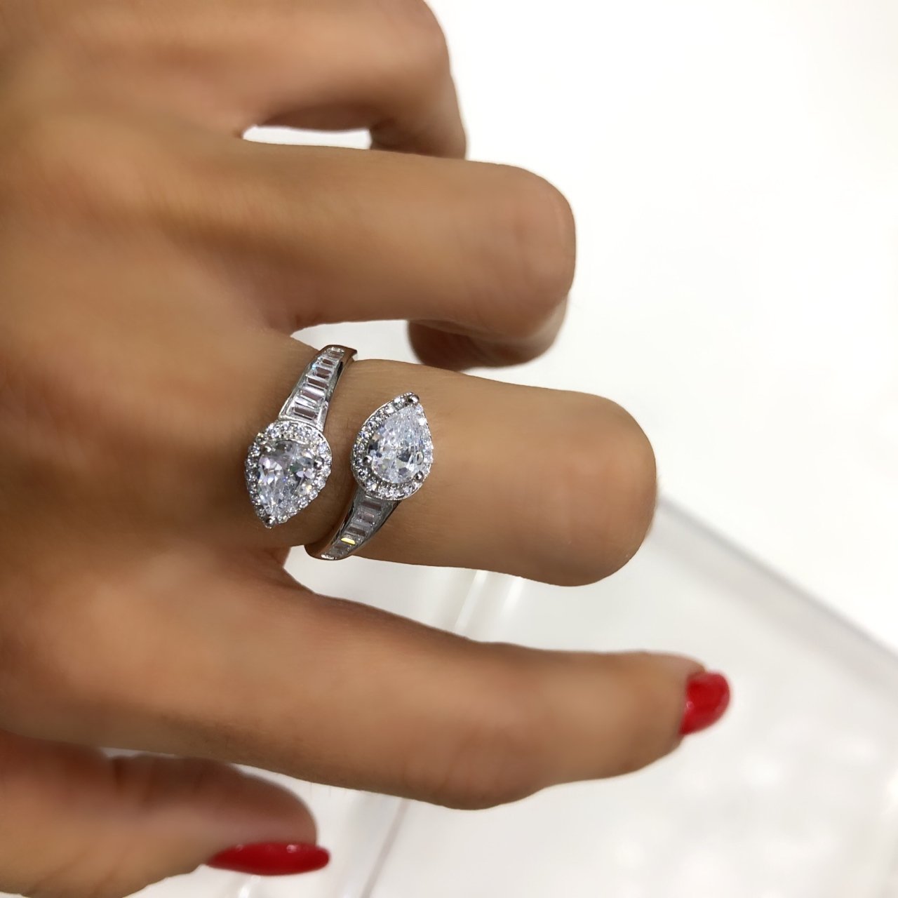 İthal Damla Taşlı Sarmal Yüzük