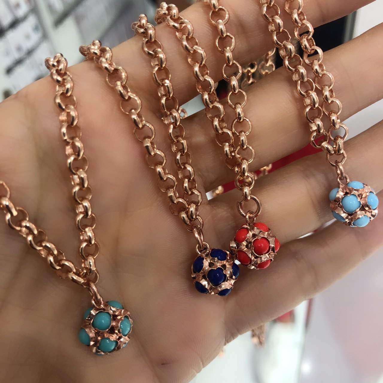 Vintage Pendant Thick Chain